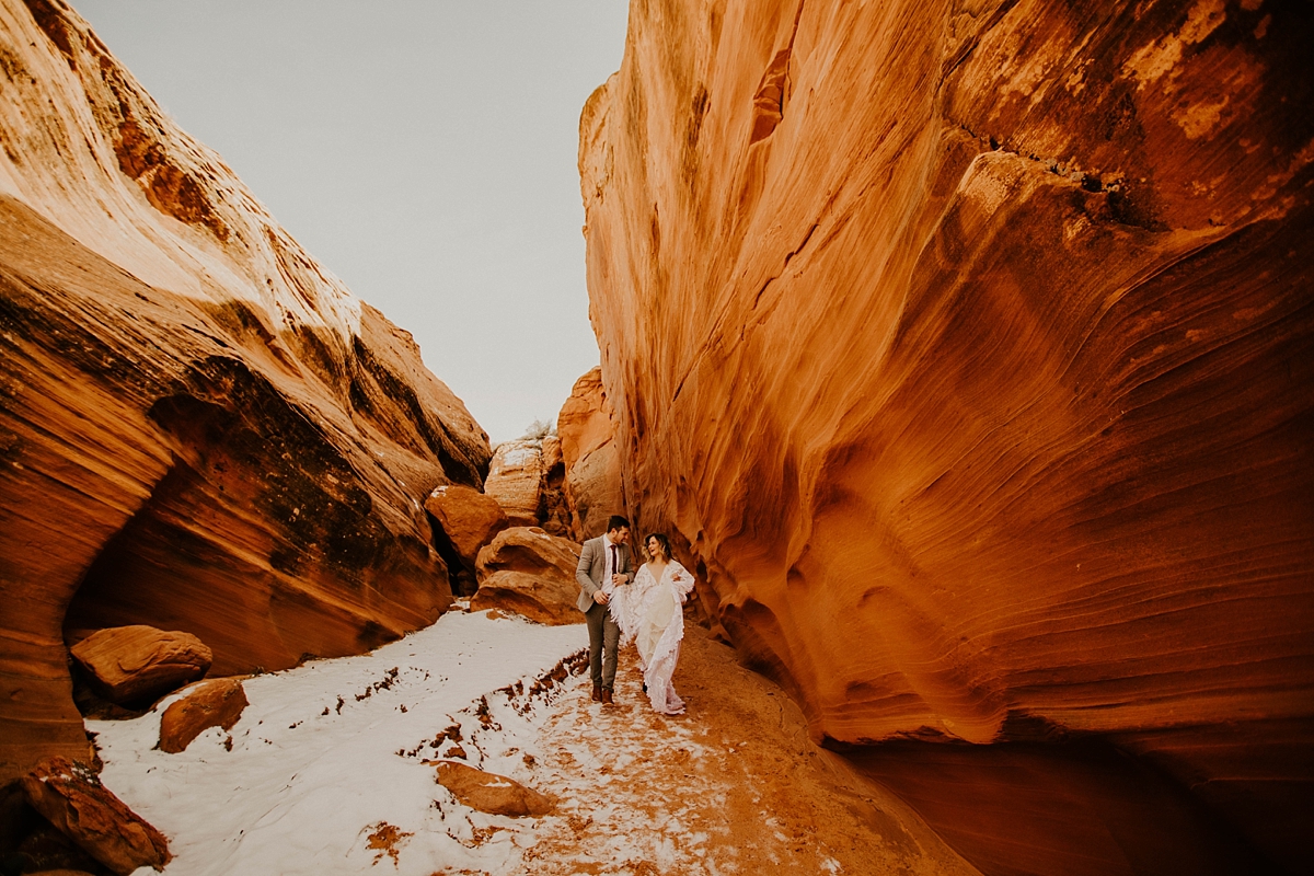 antelope canyon elopement pictures