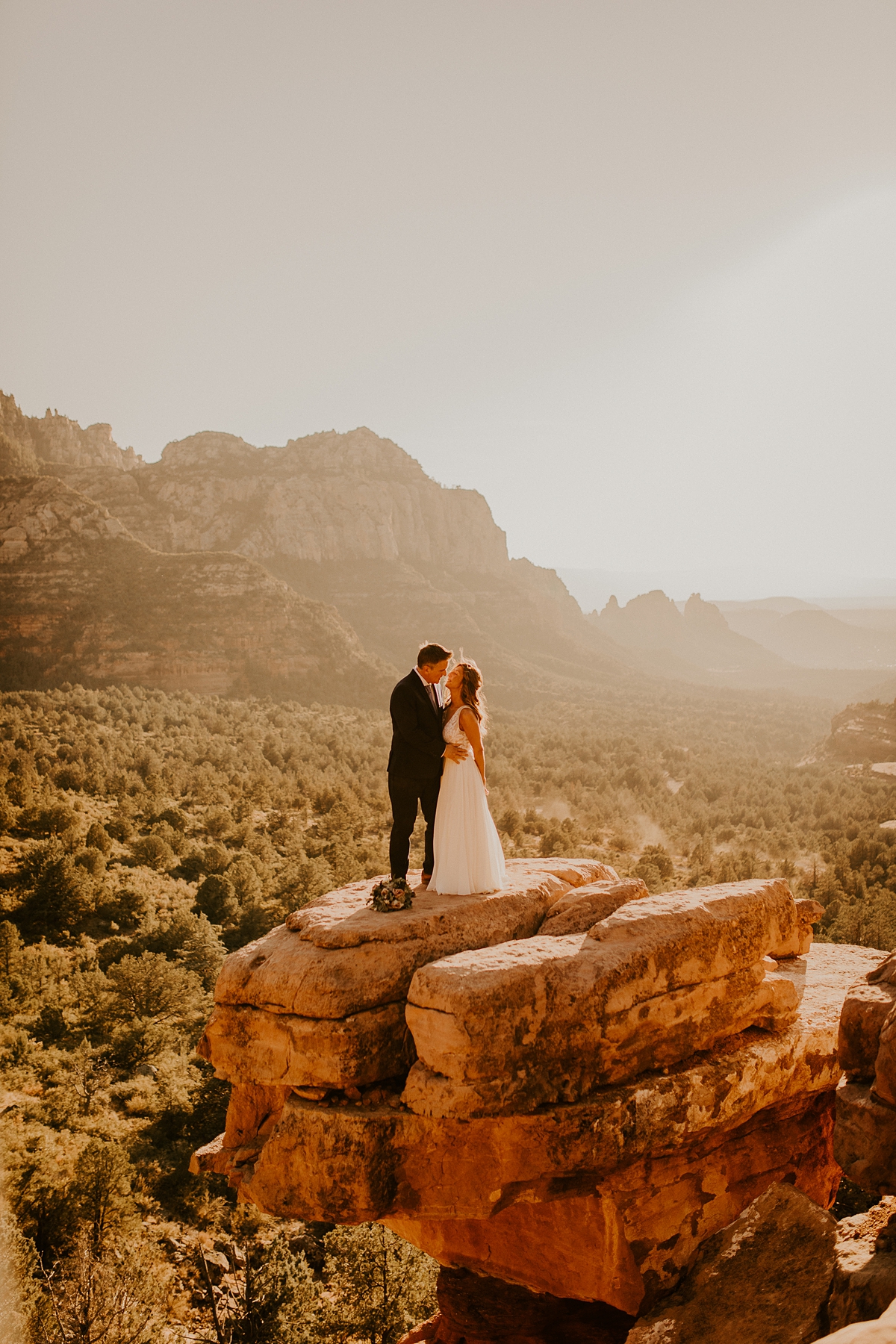 stunning-sedona-elopement-in-the-red-rocks-allison-slater-photography 35.jpg