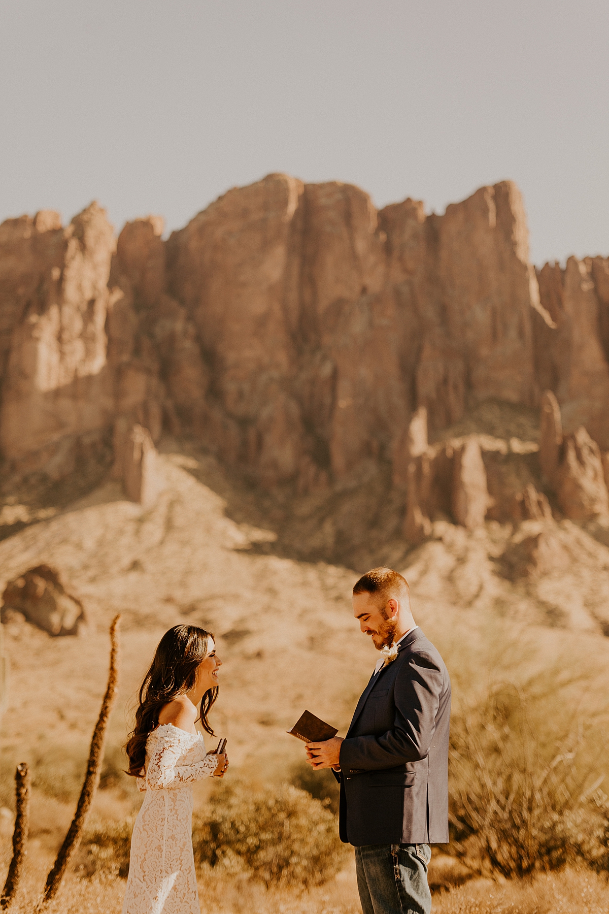Intimate-elopement-in-superstition-mountain-wilderness-allison-slater-photography21.jpg