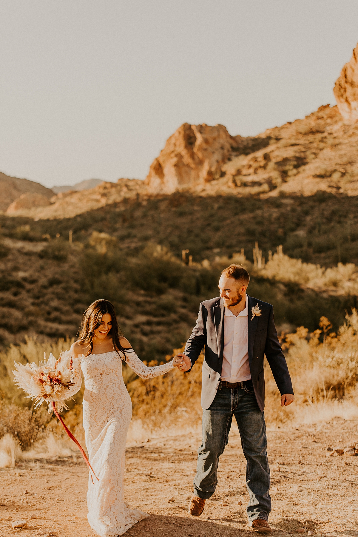 Intimate-elopement-in-superstition-mountain-wilderness-allison-slater-photography49.jpg